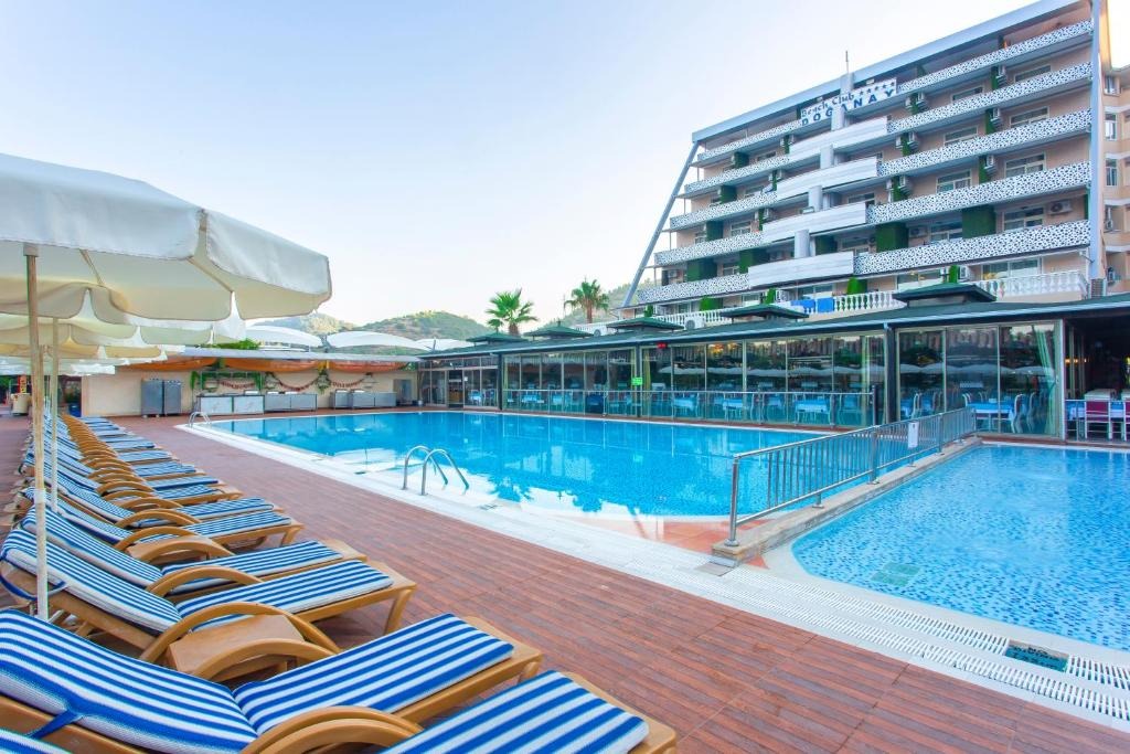 هتل بیچ کلاب دوگانای